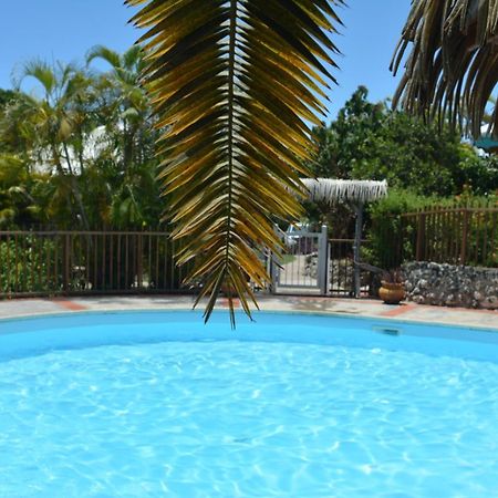Bungalow La Papaye Bleue Residence Acces Piscine & Plage Сен-Франсуа Экстерьер фото
